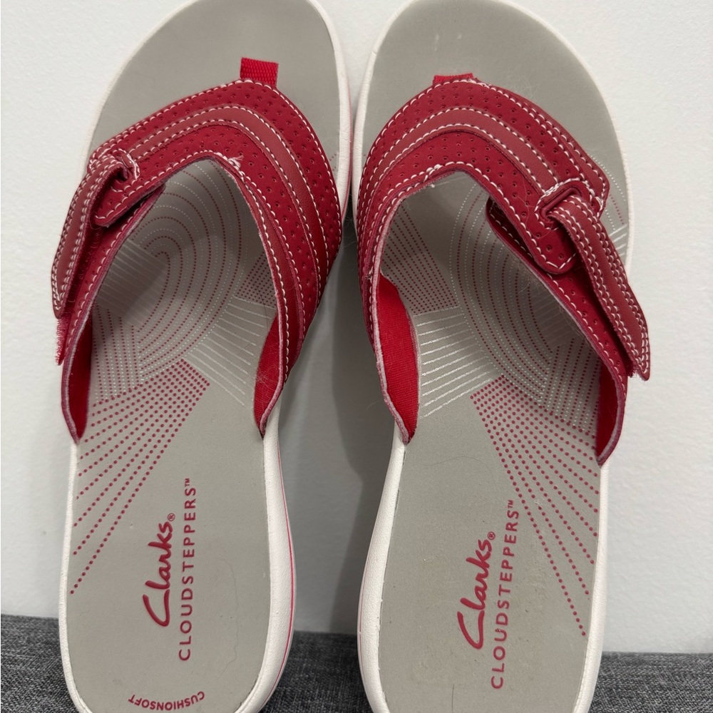 Women’s Clarks Red Cloudsteppers Sandals - Size 8 - New No Box